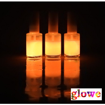 Esmalte cor Pink Alien fosforescente Glowe